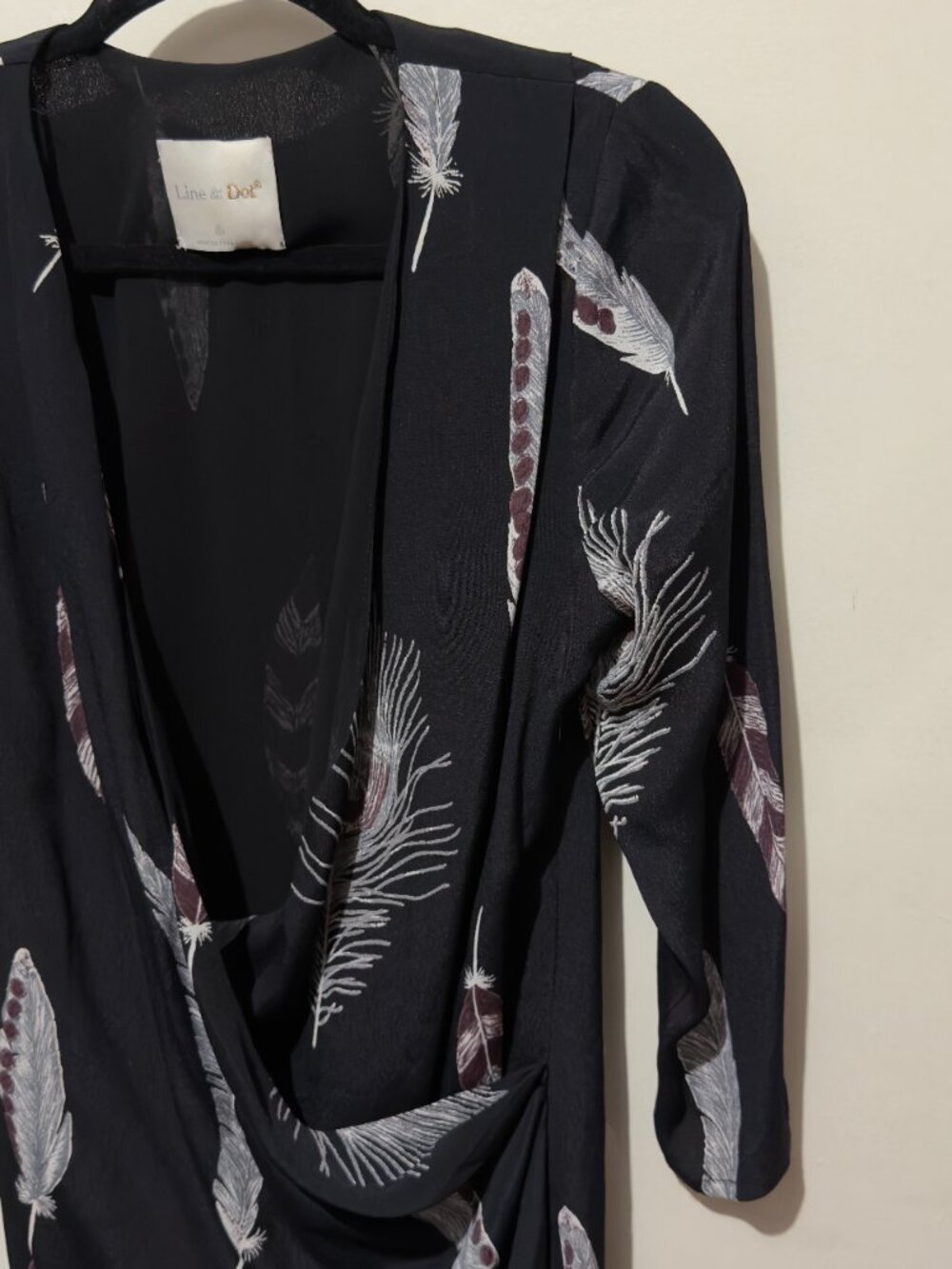 Line & Dot Black Feather Print Surplice Faux Wrap Mini Dress V-Neck - Picture 4 of 16